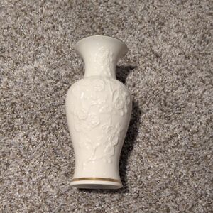 Lenox Elegant Cream Floral Vase